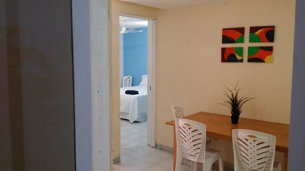 Grand Hostel Cancun بويرتو موريلوس بيت ضيافة